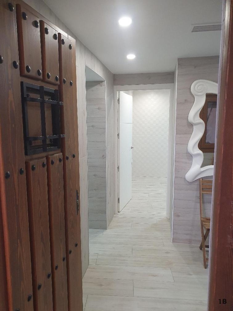 Apartamentos Suenos De Толедо Екстериор снимка