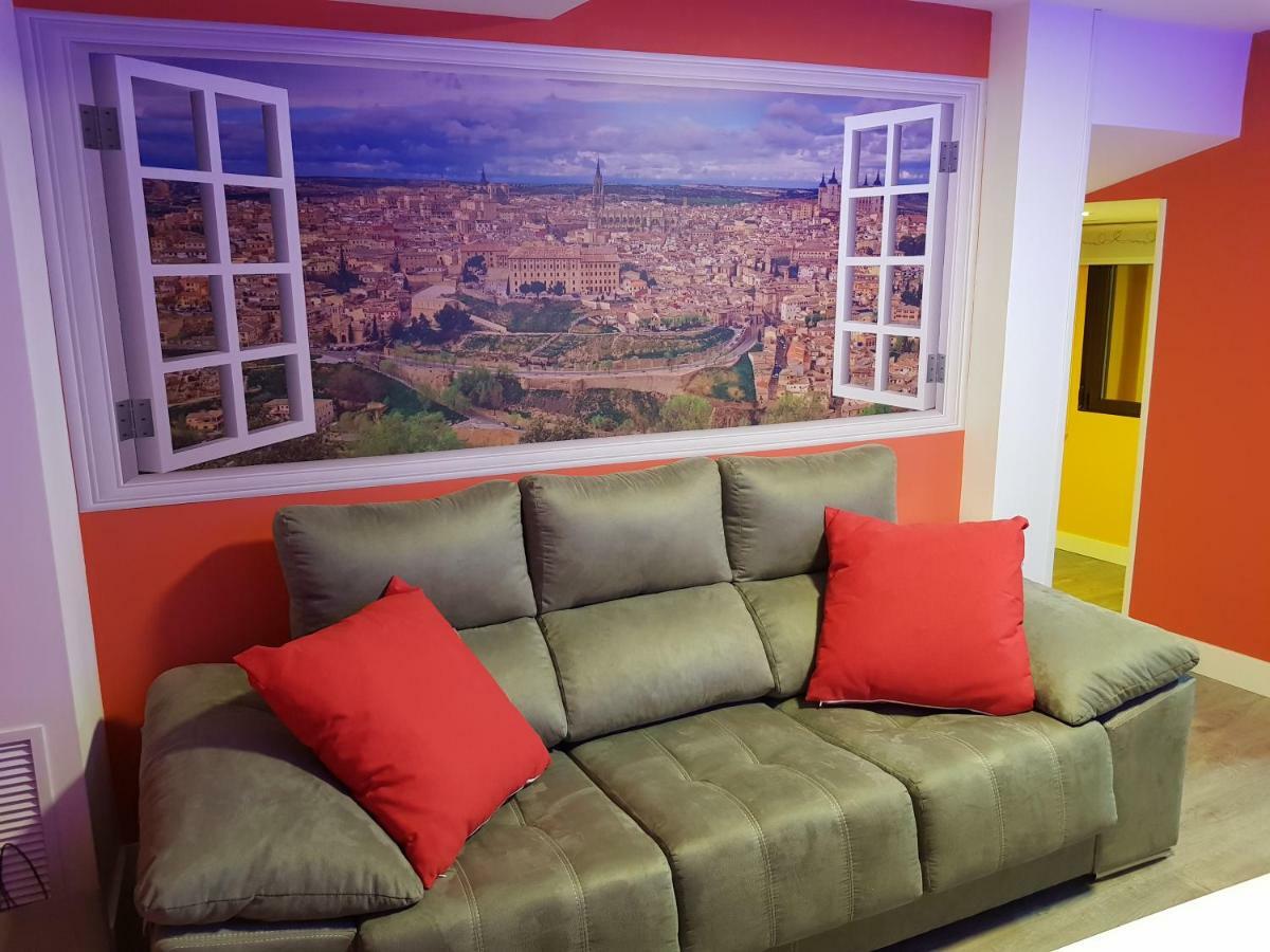 Apartamentos Suenos De Толедо Екстериор снимка